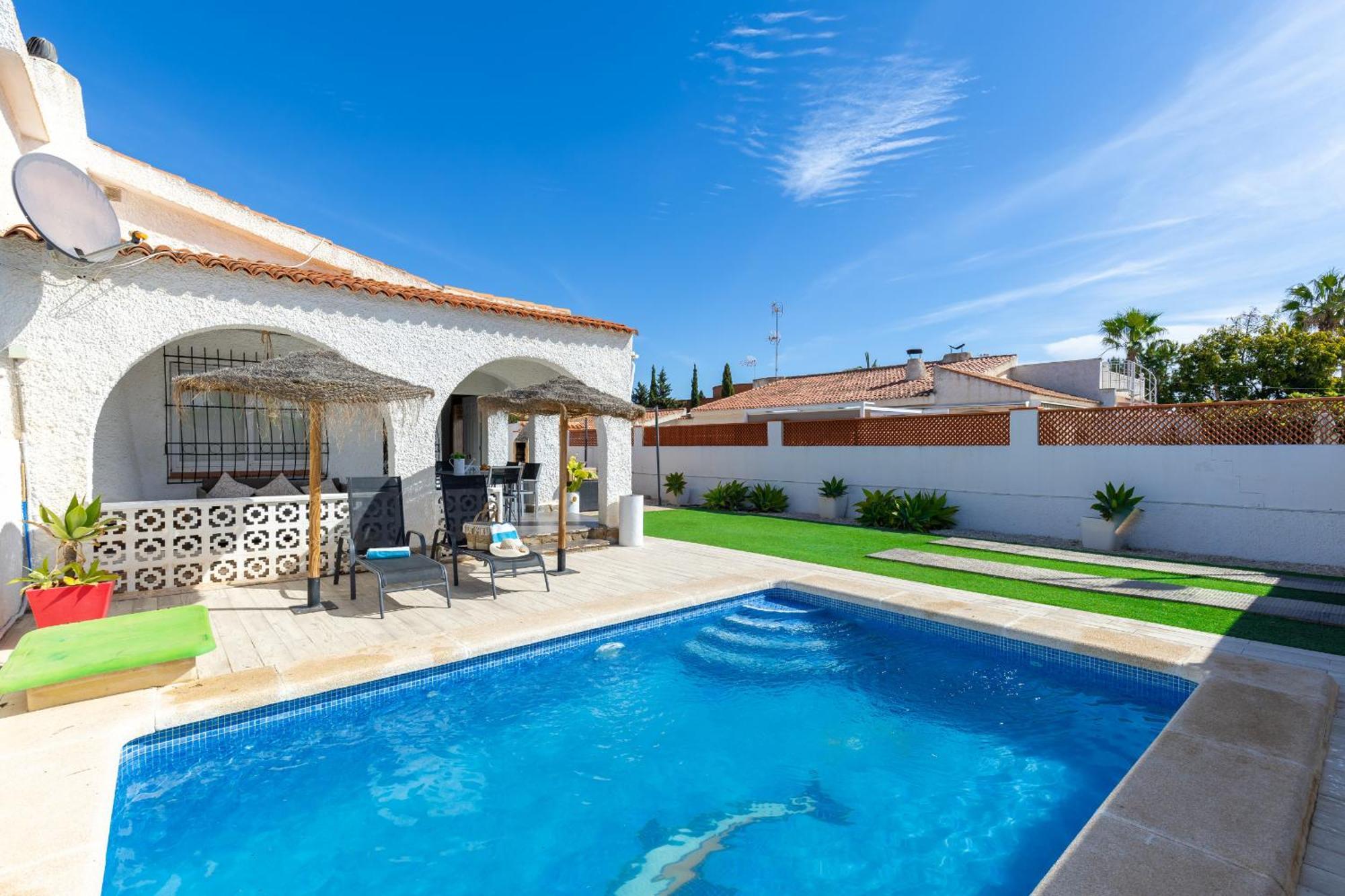 Вилла Fidalsa Relax Pool & Bbq Торевьиа Экстерьер фото