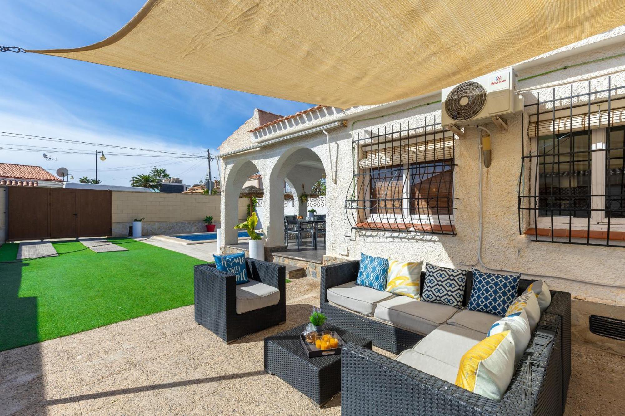 Вилла Fidalsa Relax Pool & Bbq Торевьиа Экстерьер фото